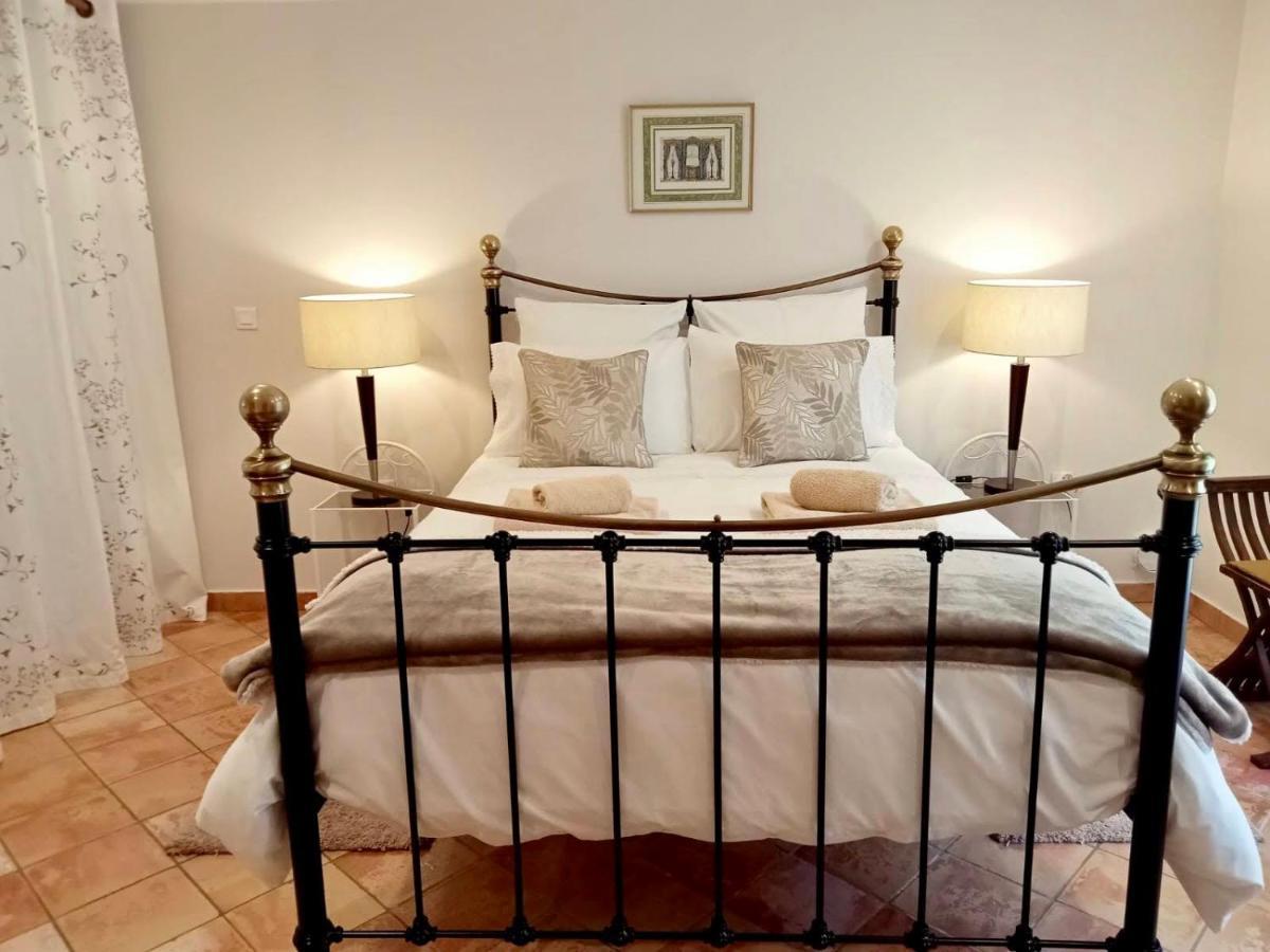 Bed and Breakfast Libellule Coussac-Bonneval Exterior foto